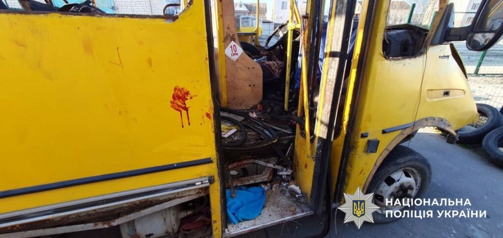 В Херсонской области из-за обстрелов два человека погибли и еще 20 получили травмы