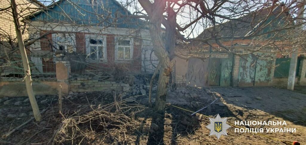 В Херсонской области из-за обстрелов два человека погибли и еще 20 получили травмы