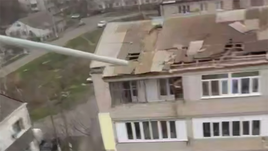 Негода в Подільську: ураган зривав покрівлі, ламав дерева і рвав дроти