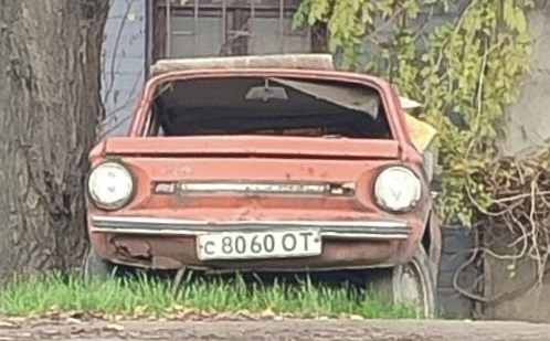 В Одессе разыскивают владельцев брошенных в трех районах авто В Одессе разыскивают владельцев брошенных в трех районах авто