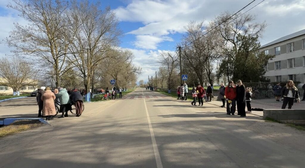 На Одещині зустріли звільненого з полону захисника Олексія Белінського В Одесской области встретили освобожденного из плена защитника Алексея Белинского
