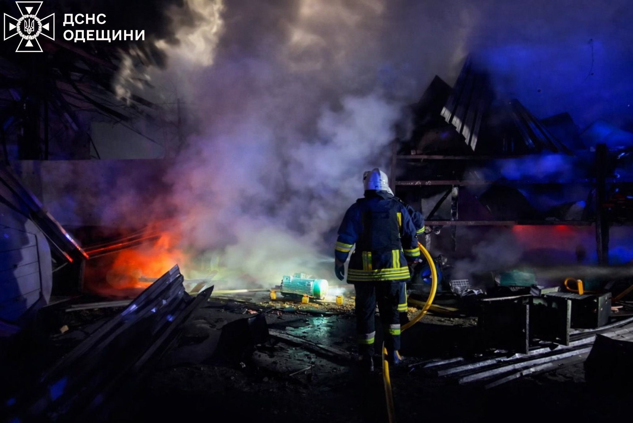 РФ атаковала юг Одесской области – на территории портовой инфраструктуры произошли пожары