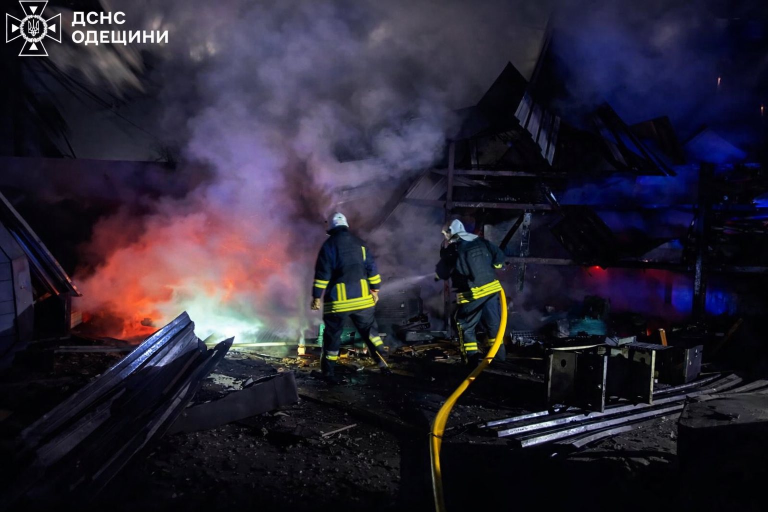 РФ атаковала юг Одесской области – на территории портовой инфраструктуры произошли пожары