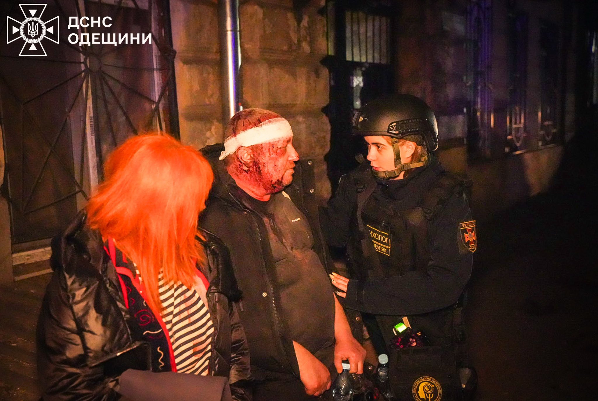 Внаслідок атаки РФ в Одесі загинуло літнє подружжя, значних пошкоджень зазнали житлові будинки Внаслідок атаки РФ в Одесі загинуло літнє подружжя, значних пошкоджень зазнали житлові будинки