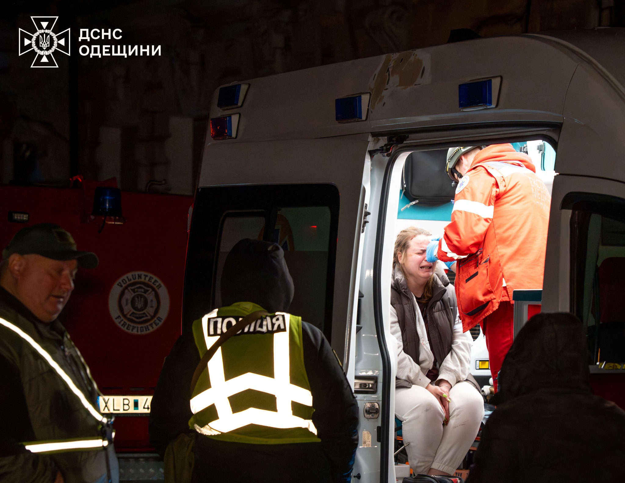 Ночью РФ атаковала Одессу – 11 человек пострадали, повреждены жилые дома, отель, фуникулер