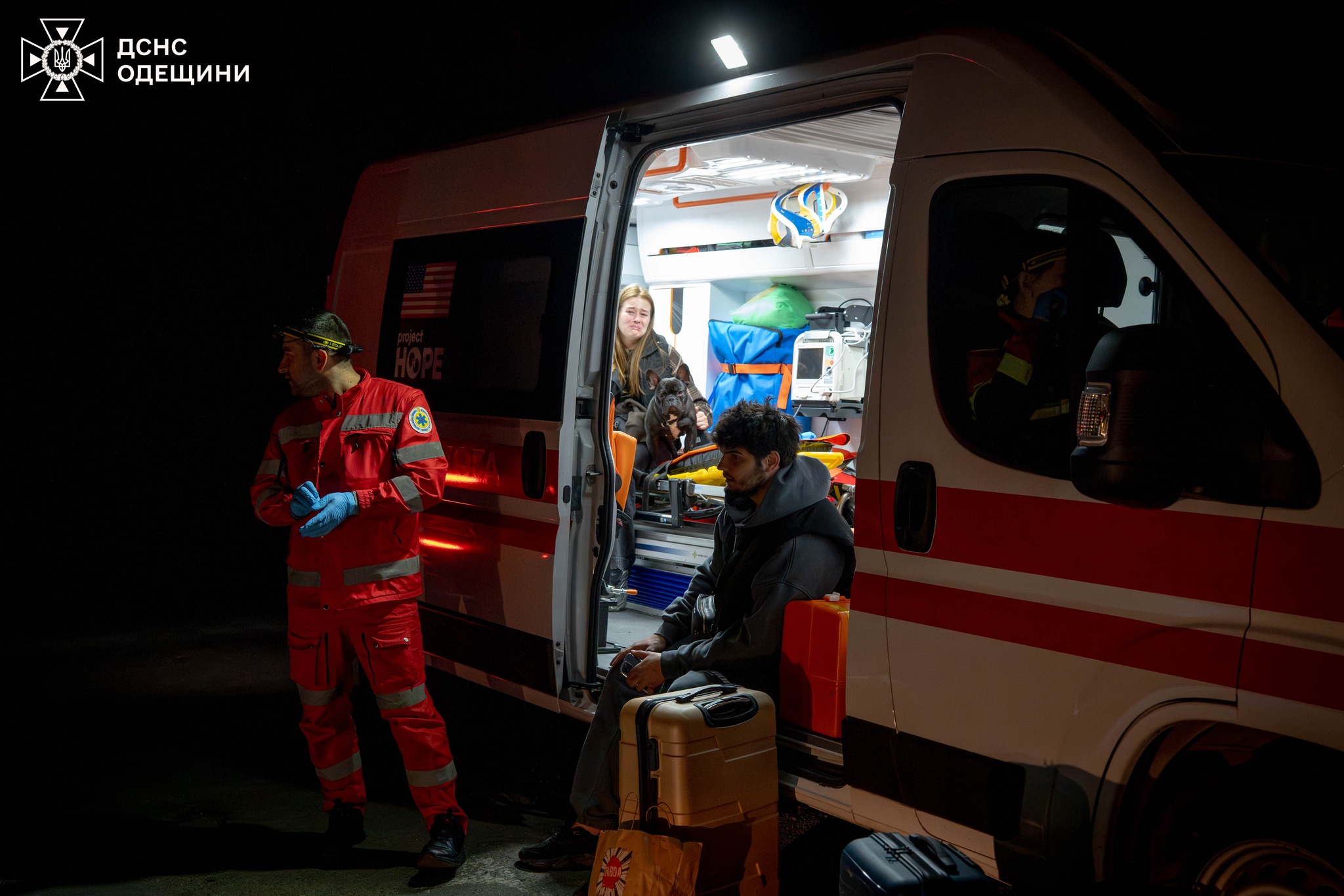 Ночью РФ атаковала Одессу – 11 человек пострадали, повреждены жилые дома, отель, фуникулер
