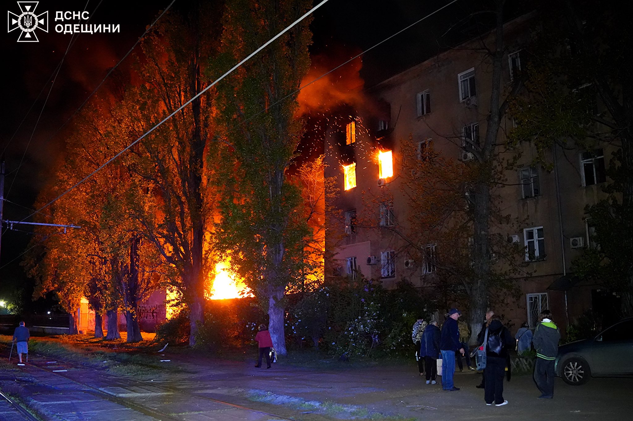 Ночью РФ массированно атаковала Одессу: 18 человек пострадали, повреждены жилые дома, отель и детсад Ночью РФ массированно атаковала Одессу: 18 человек пострадали, повреждены жилые дома, отель и детсад
