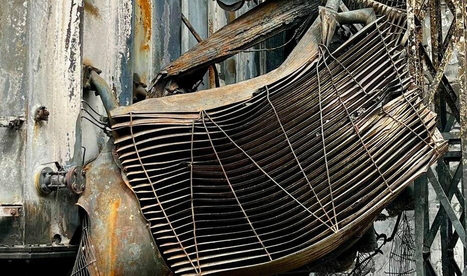 Из-за ночной атаки серьезно повреждены два объекта ДТЭК Одесские электросети на юге области Из-за ночной атаки серьезно повреждены два объекта ДТЭК Одесские электросети на юге области