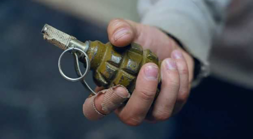 У Болградському районі чоловік кинув гранату у двір односельців