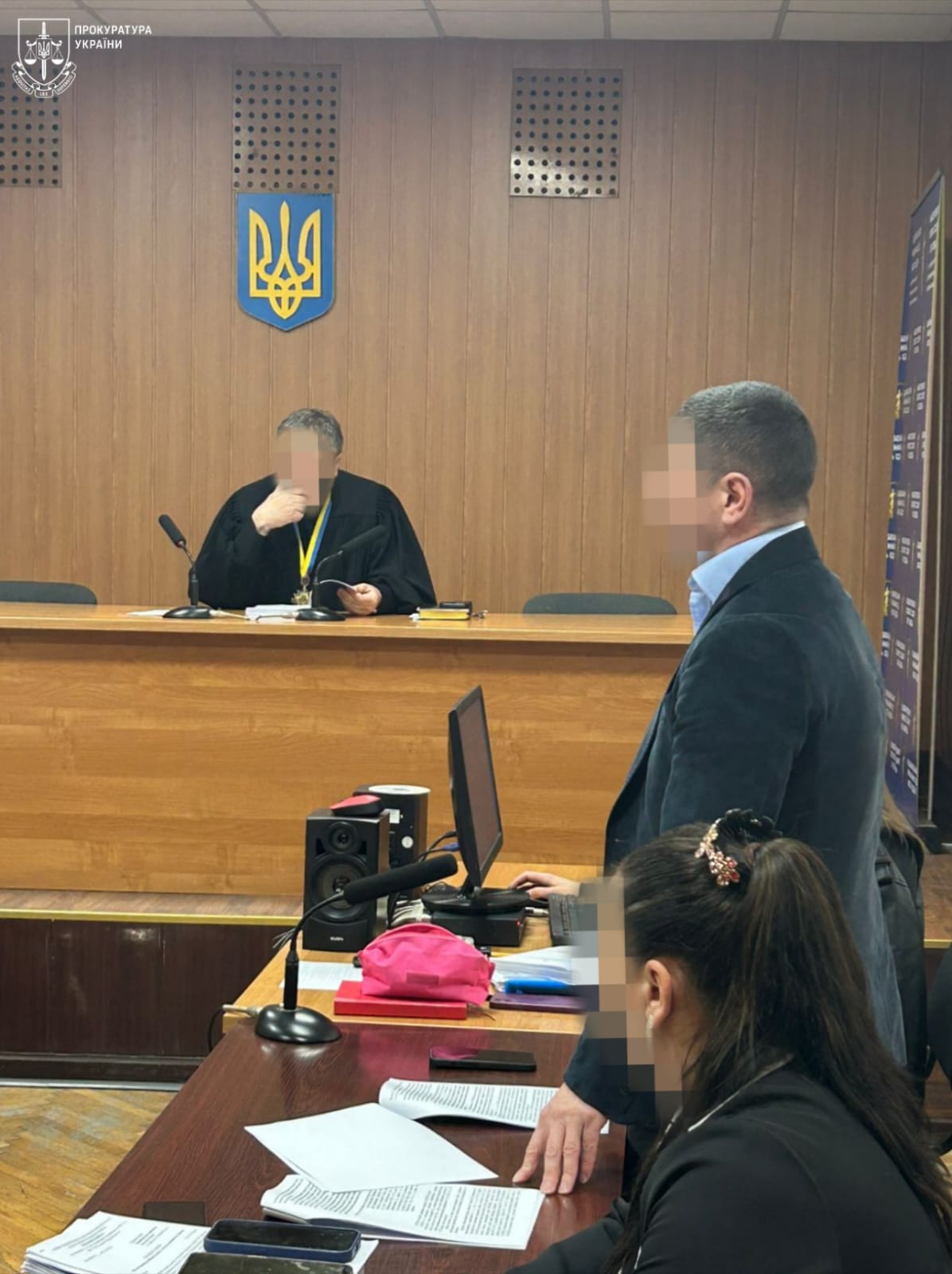 В Одесі взяли під варту групу працівників ТЦК у справі про викрадення чоловіка та вимагання В Одесі взяли під варту групу працівників ТЦК у справі про викрадення чоловіка та вимагання