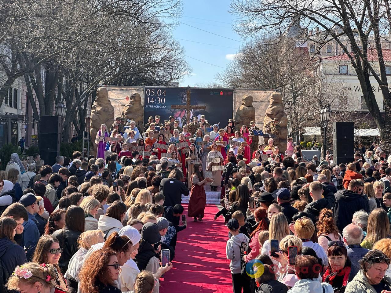 Пасхальная реконструкция в Одессе: более 400 актеров оживили библейские события (фото)