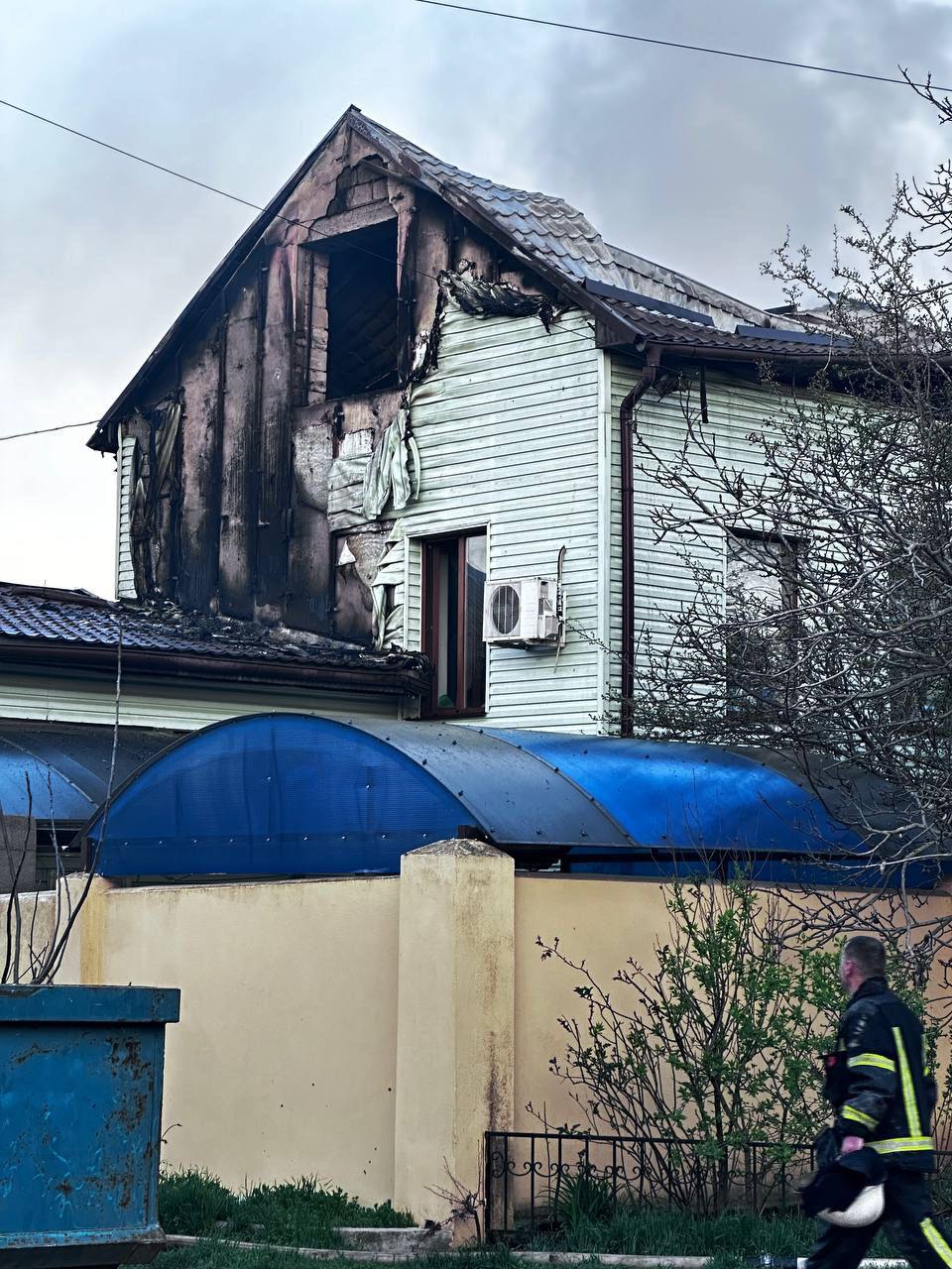 Внаслідок нічної атаки РФ по Одесі загинули троє людей, серед них дитина Внаслідок нічної атаки РФ по Одесі загинули троє людей, серед них дитина