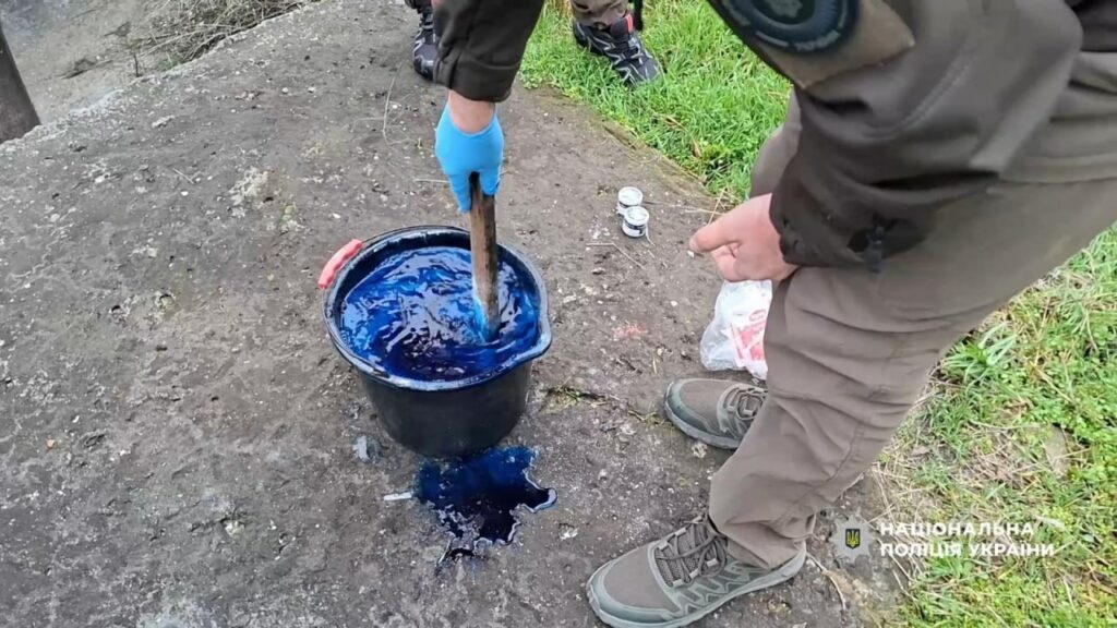 Виноробне підприємство отруїло майже гектар землі на Одещині: на директора чекає суд Виноробне підприємство отруїло майже гектар землі на Одещині: на директора чекає суд
