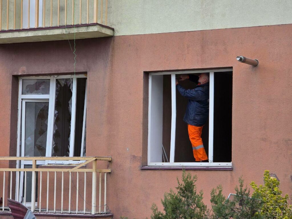 Третя доба ліквідації наслідків атаки в Одесі: шість будинків зруйновані вщент Третьи сутки ликвидации последствий атаки в Одессе: шесть домов разрушены полностью