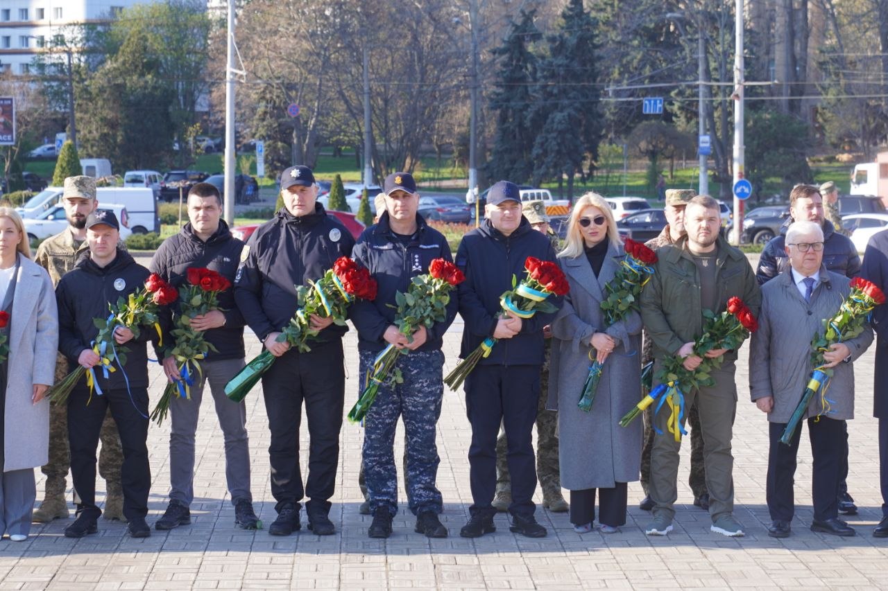 В Одессе отметили 82-ю годовщину освобождения от оккупации (фото) В Одессе отметили 82-ю годовщину освобождения от оккупации (фото)