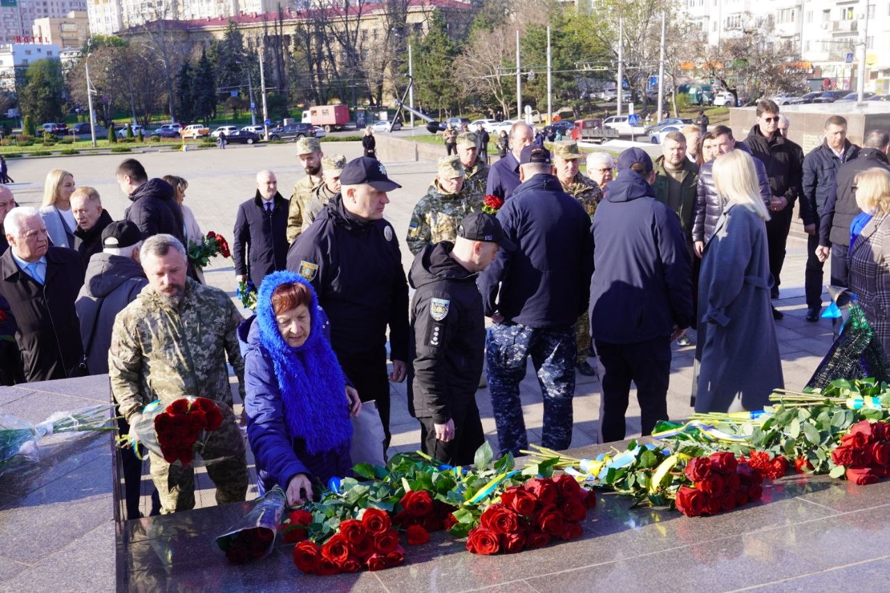 В Одессе отметили 82-ю годовщину освобождения от оккупации (фото) В Одессе отметили 82-ю годовщину освобождения от оккупации (фото)