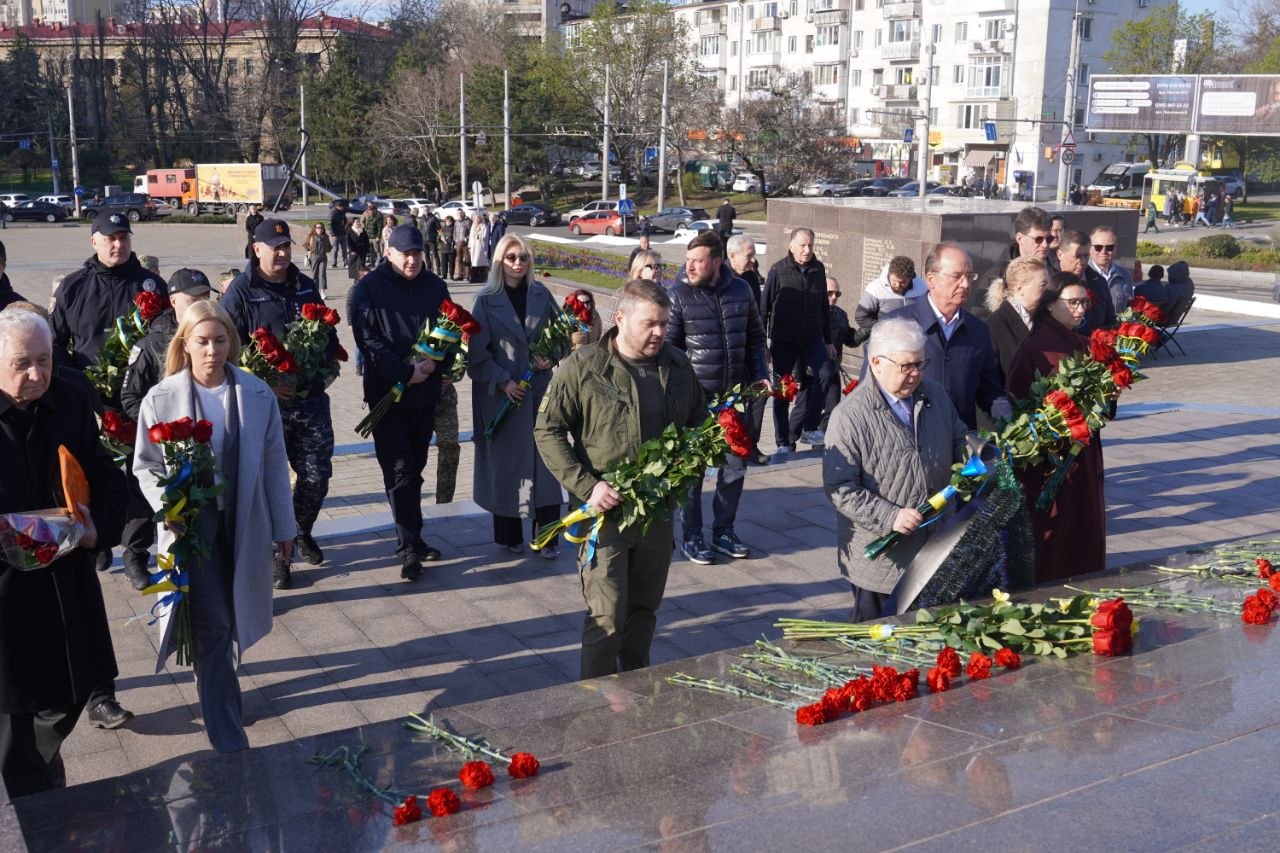 В Одессе отметили 82-ю годовщину освобождения от оккупации (фото) В Одессе отметили 82-ю годовщину освобождения от оккупации (фото)