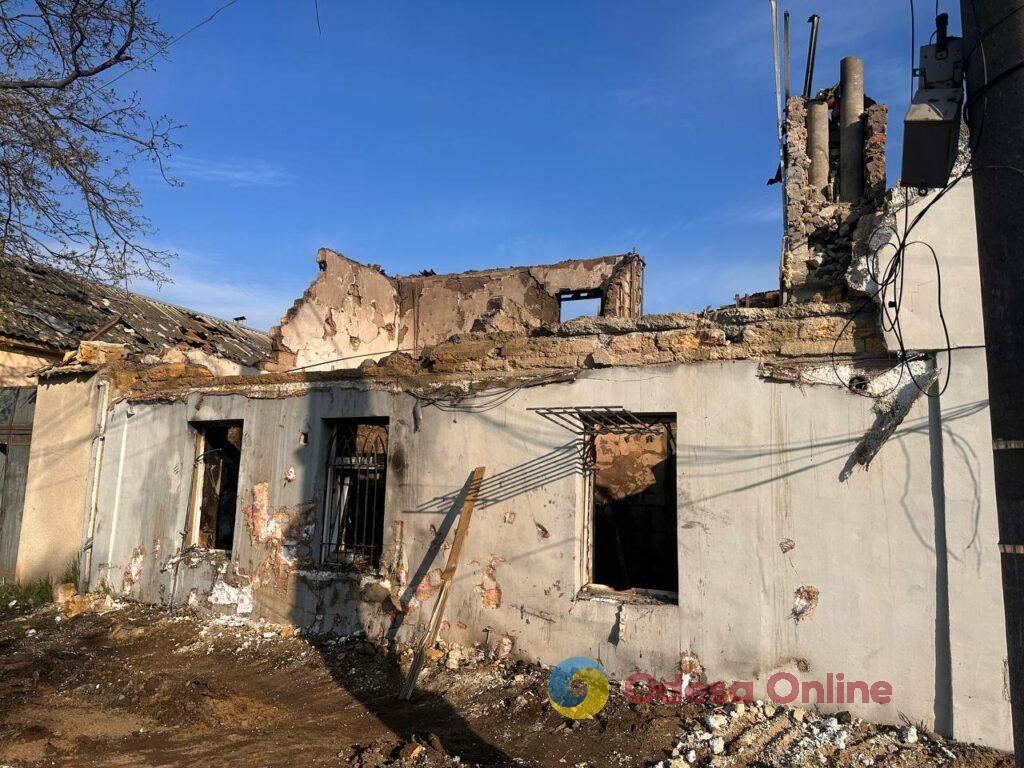 Нічний удар по Одесі: під завалами зруйнованого будинку загинуло подружжя Ночной удар по Одессе: под завалами разрушенного дома погибли супруги