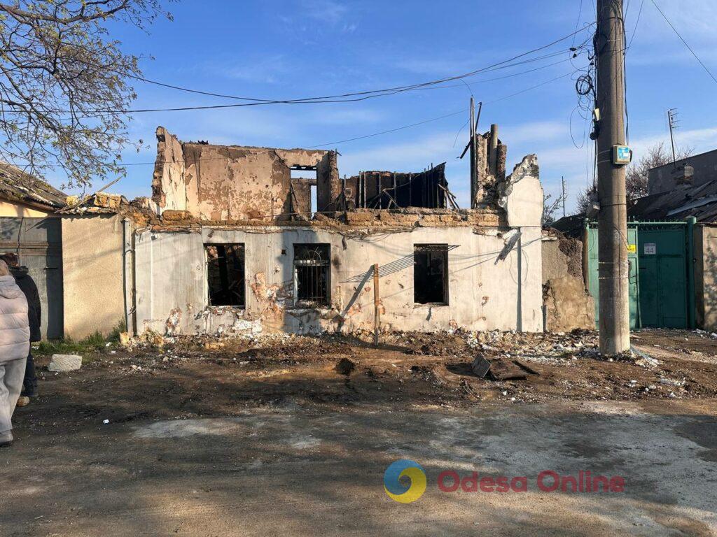 Нічний удар по Одесі: під завалами зруйнованого будинку загинуло подружжя Ночной удар по Одессе: под завалами разрушенного дома погибли супруги
