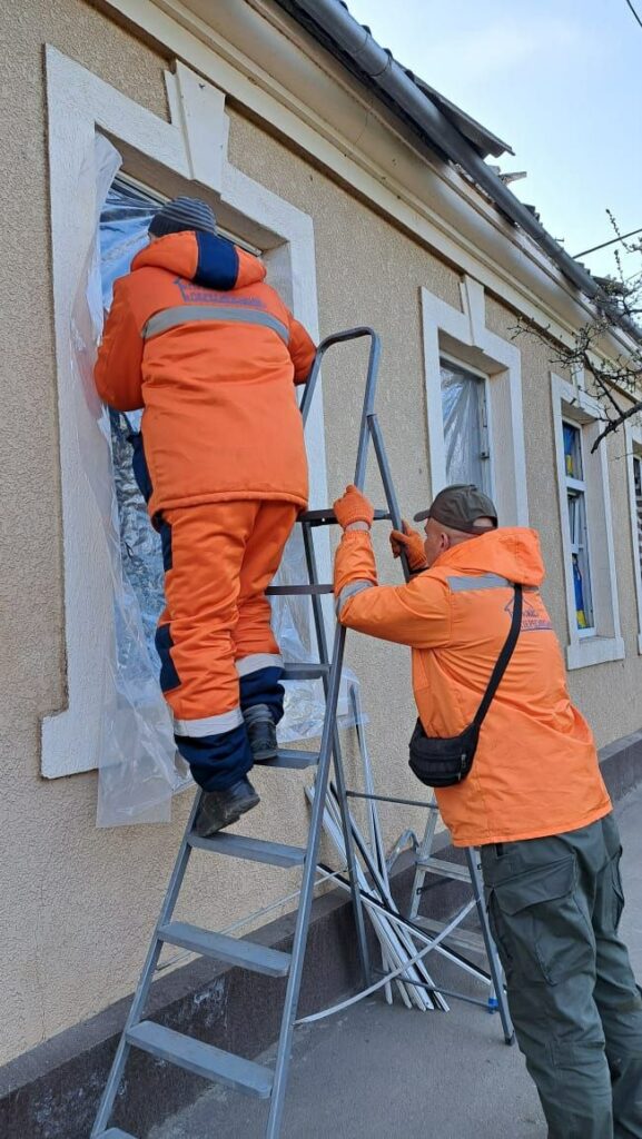 Более 90 разбитых окон и полностью уничтоженный дом: последствия ночного удара по Одессе