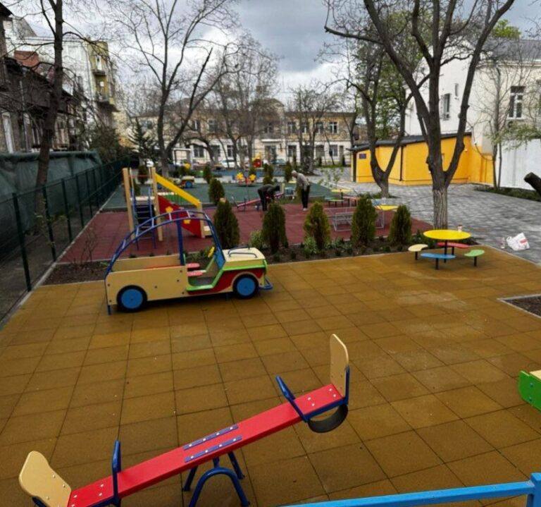 В Одесі оновили дитячий садок, який був пошкоджений унаслідок війни В Одессе обновили детский сад, поврежденный в результате войны