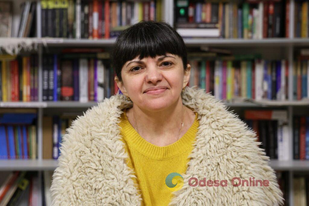 «Найважче — бути не вдома»: херсонська педагогиня та волонтерка про окупацію, звільнення, життя під обстрілами і сенс залишатися «Найважче — бути не вдома»: херсонська педагогиня та волонтерка про окупацію, звільнення, життя під обстрілами і сенс залишатися