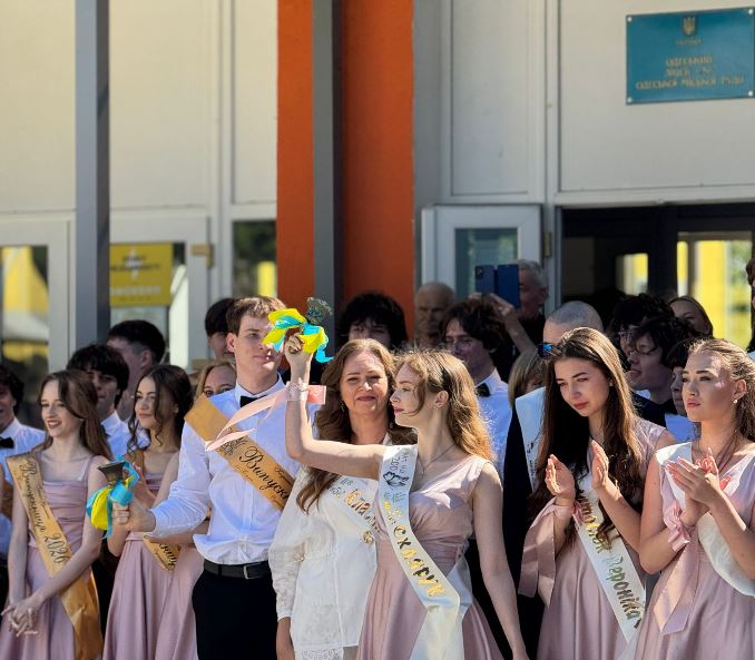 В Одеському ліцеї №56 завершили капітальний ремонт та модернізацію В Одеському ліцеї №56 завершили капітальний ремонт та модернізацію
