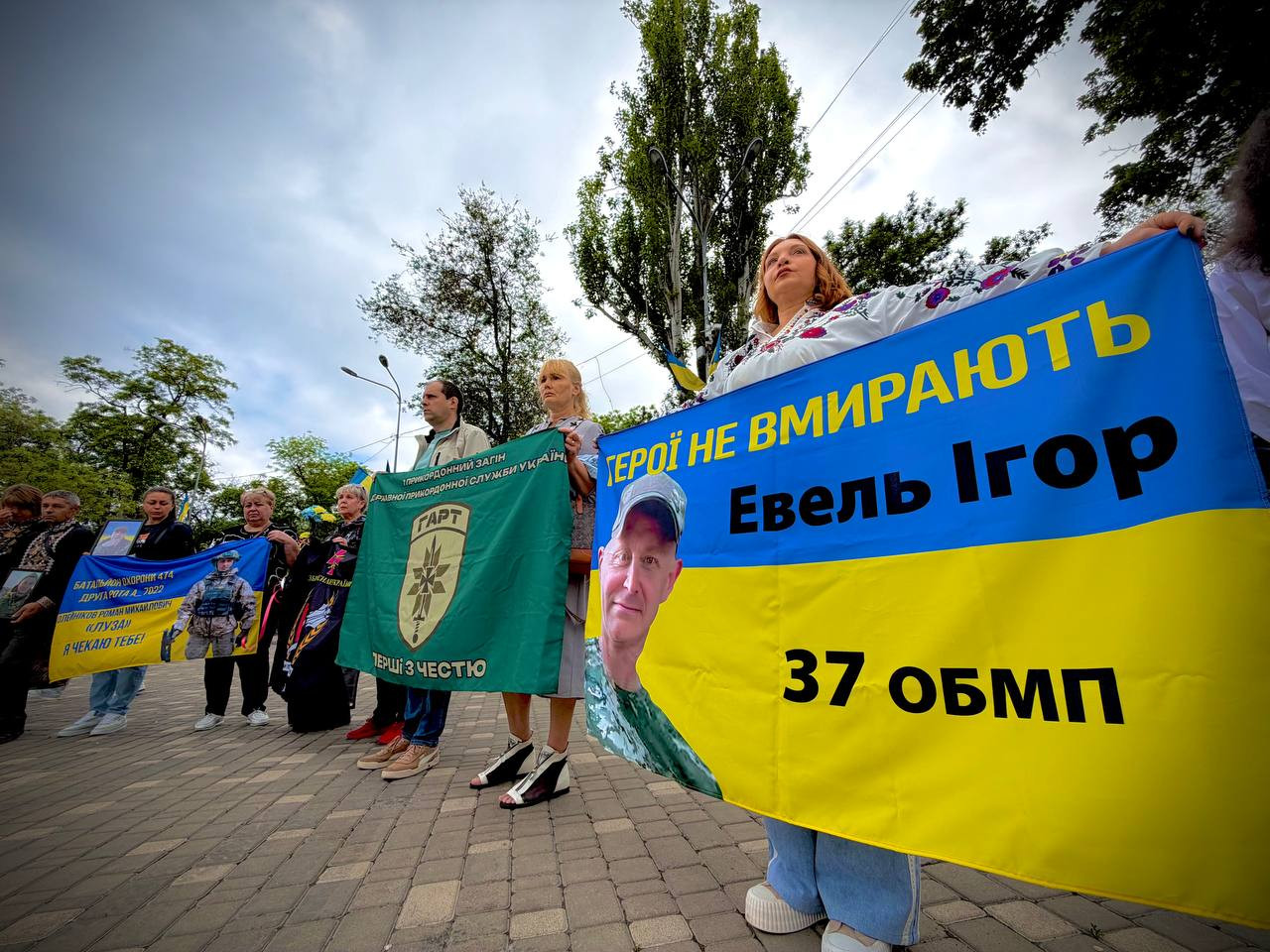 В Одессе посмертно наградили павших защитников Андрея Грушецкого и Юрия Глодана