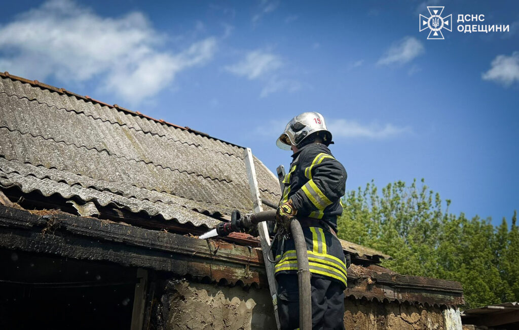 Через несправну проводку на Одещині спалахнув будинок: постраждала дитина