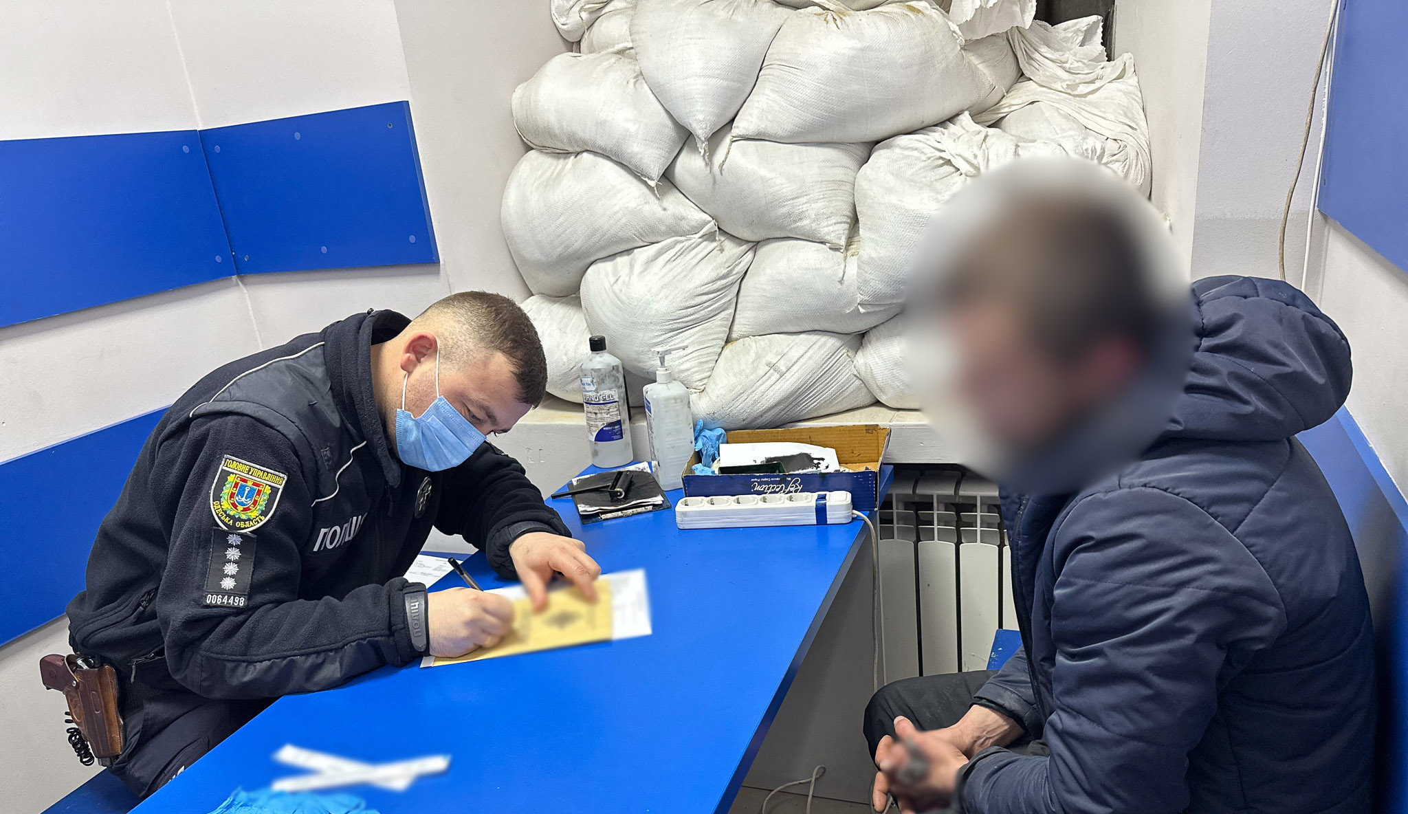 В Одесі судитимуть чоловіка, який пограбував таксиста з іграшковим пістолетом В Одесі судитимуть чоловіка, який пограбував таксиста з іграшковим пістолетом