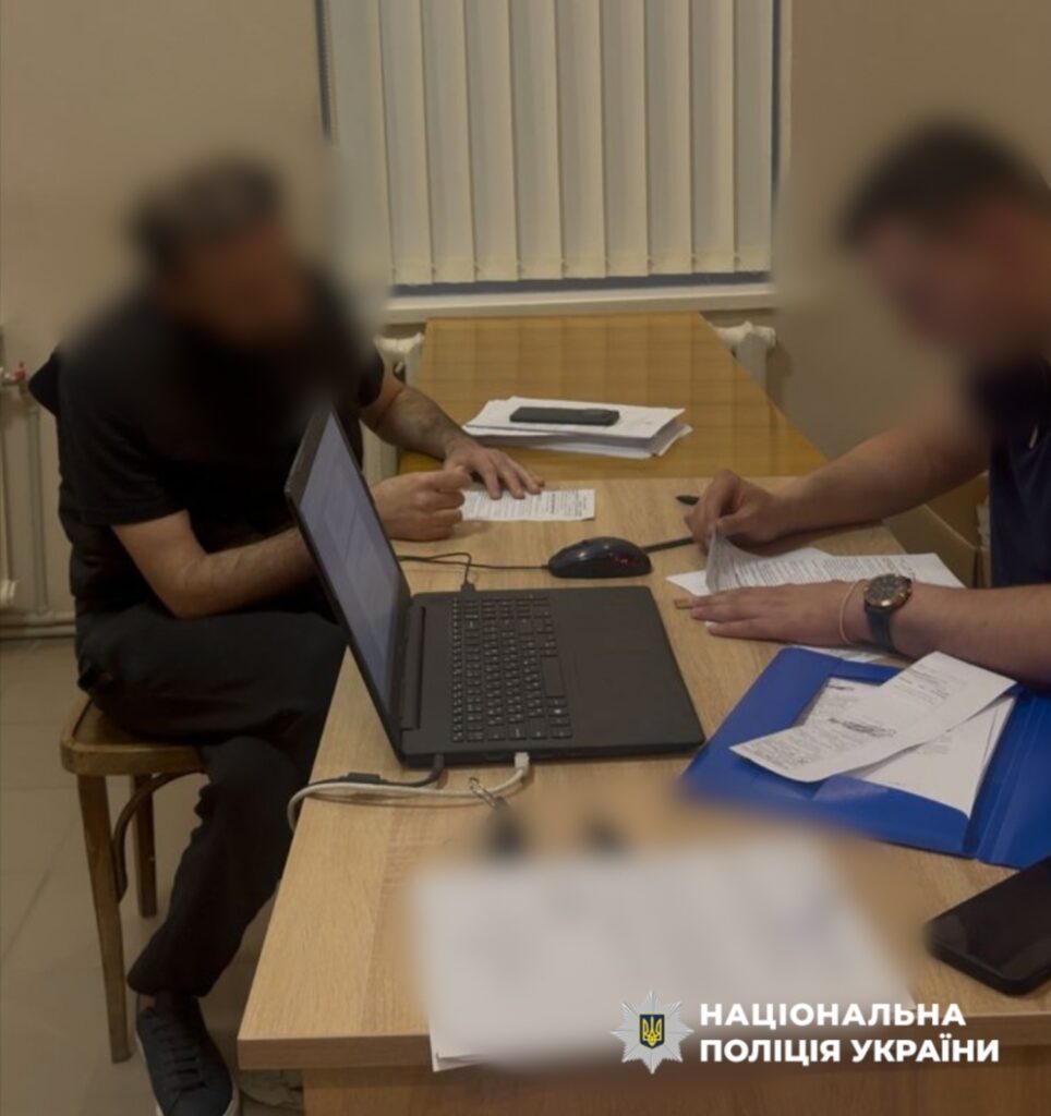 В Одесі директору фірми повідомили про підозру через захоплення землі В Одесі директору фірми повідомили про підозру через захоплення землі