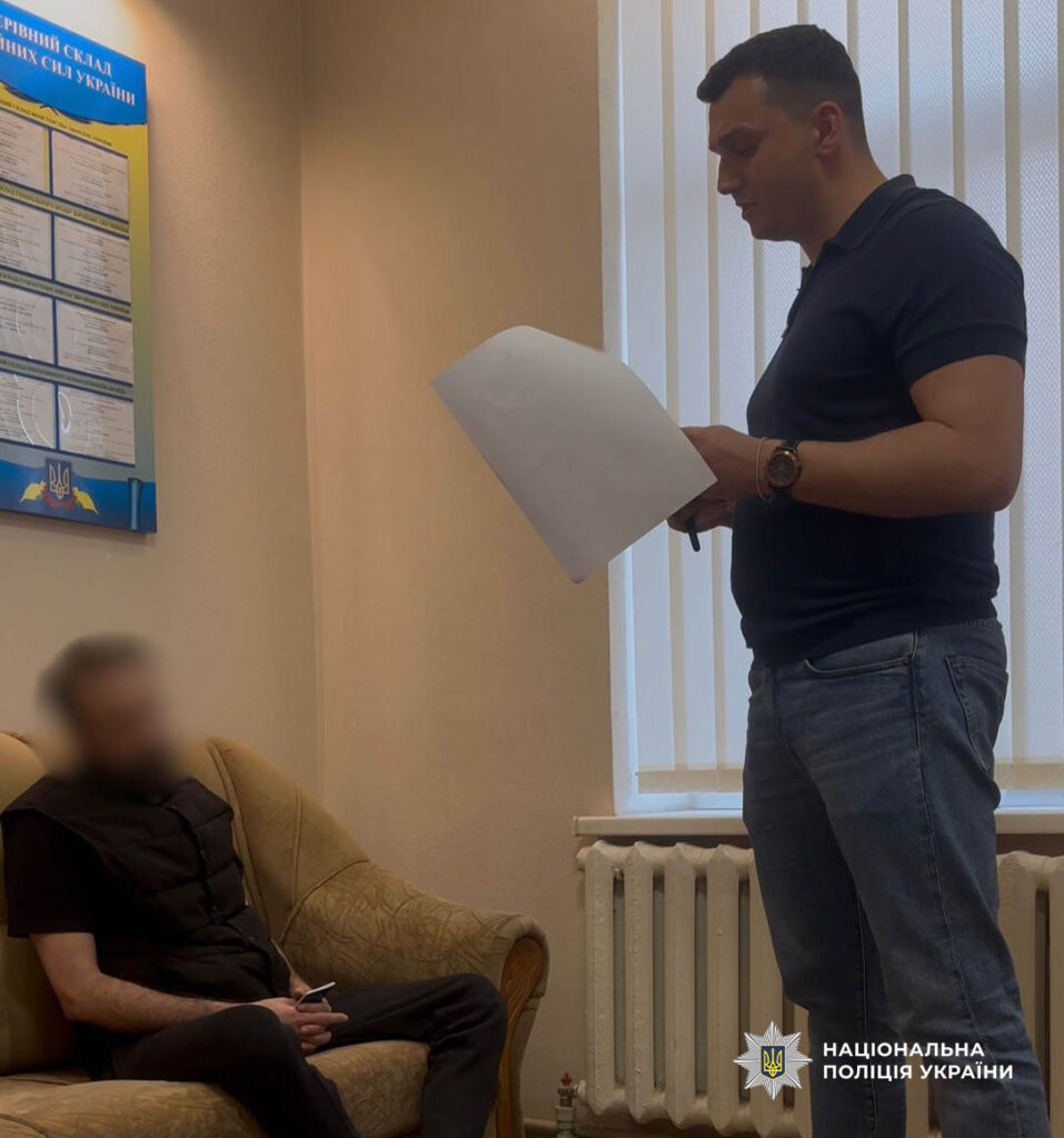 В Одесі директору фірми повідомили про підозру через захоплення землі В Одесі директору фірми повідомили про підозру через захоплення землі