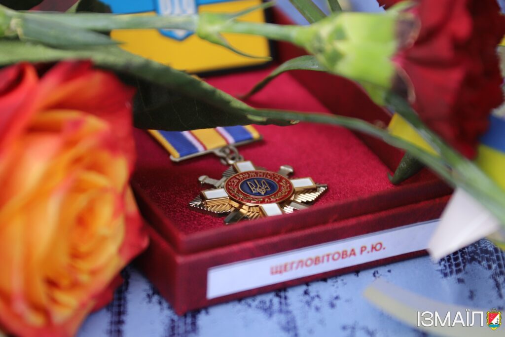 На Одещині відкрили меморіальну дошку на честь полеглого захисника Родіона Щегловітова В Одесской области открыли мемориальную доску в честь павшего защитника Родиона Щегловитова