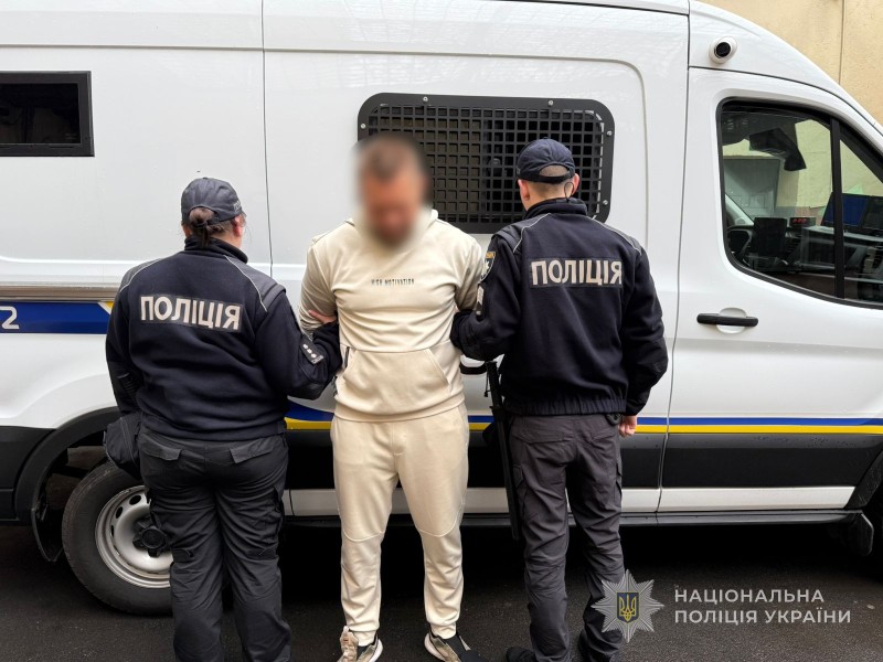 Мужчина в коме после нападения: в Одессе задержали подозреваемого в избиении прохожего Мужчина в коме после нападения: в Одессе задержали подозреваемого в избиении прохожего