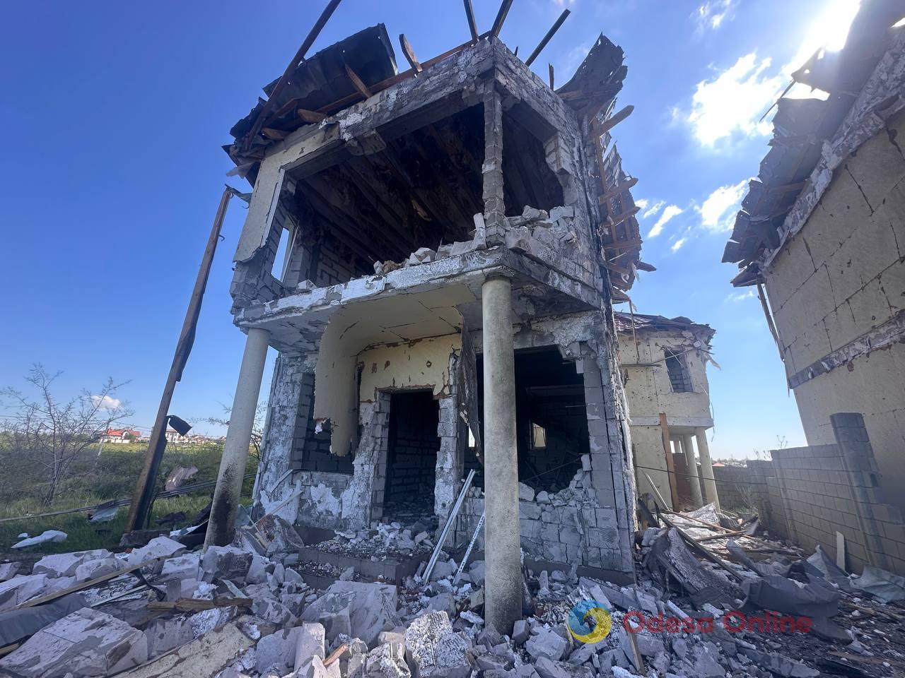 Ворожа атака на Одещину в ніч на 3 травня: фото наслідків та розповіді очевидців