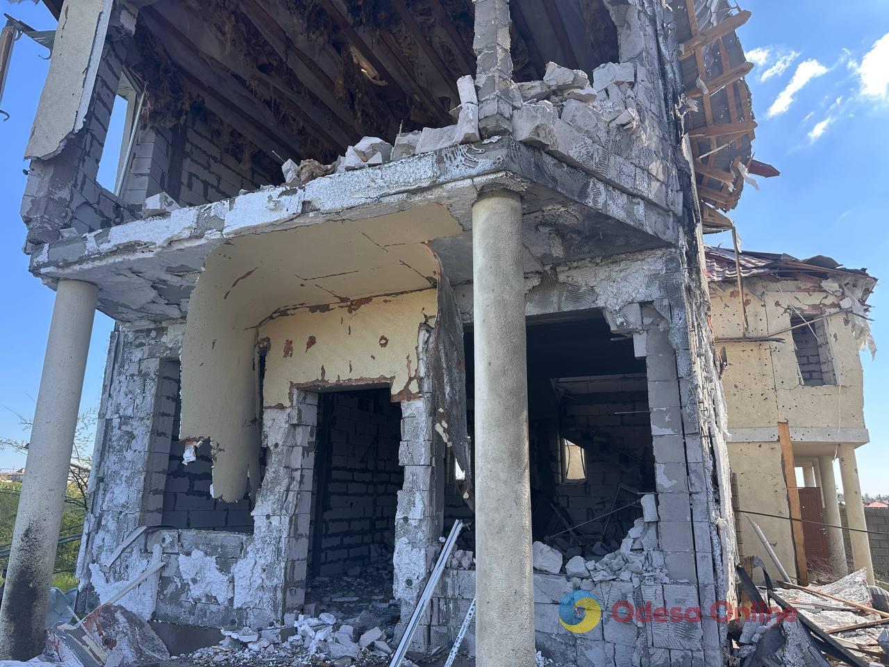 Ворожа атака на Одещину в ніч на 3 травня: фото наслідків та розповіді очевидців