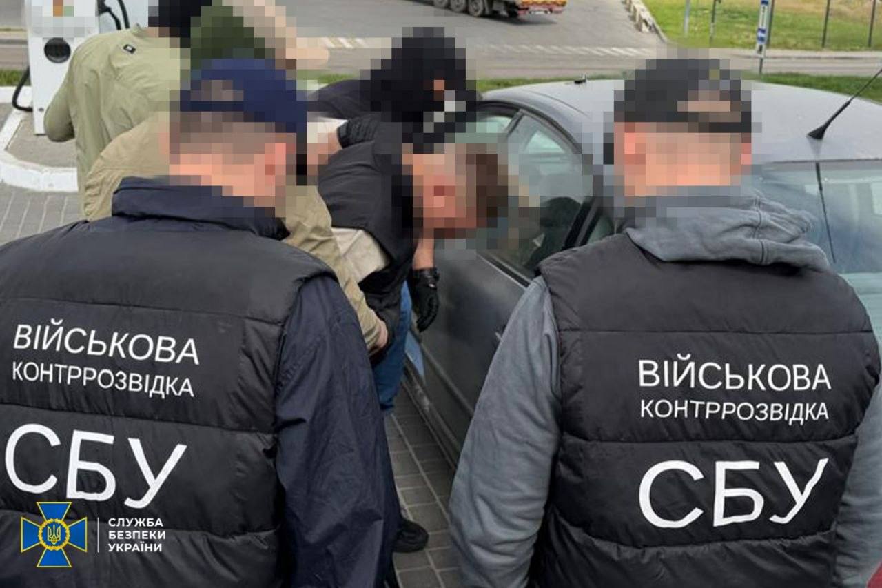 Хотел «нажиться» на продуктах для ВСУ: в Одессе задержали начальника продовольственного склада Хотел «нажиться» на продуктах для ВСУ: в Одессе задержали начальника продовольственного склада