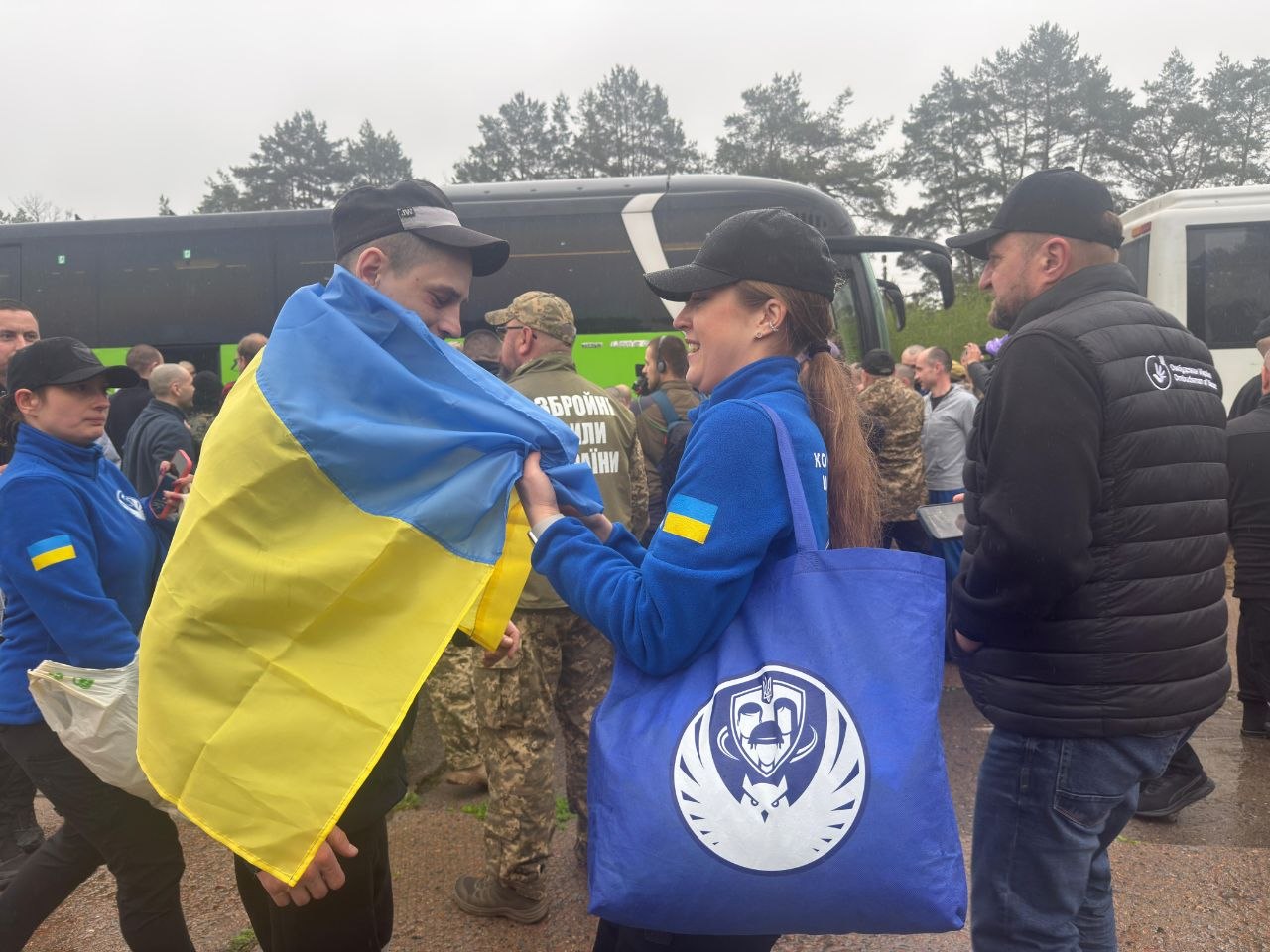П’ятеро українських захисників з Одещини повернулися з полону П’ятеро українських захисників з Одещини повернулися з полону