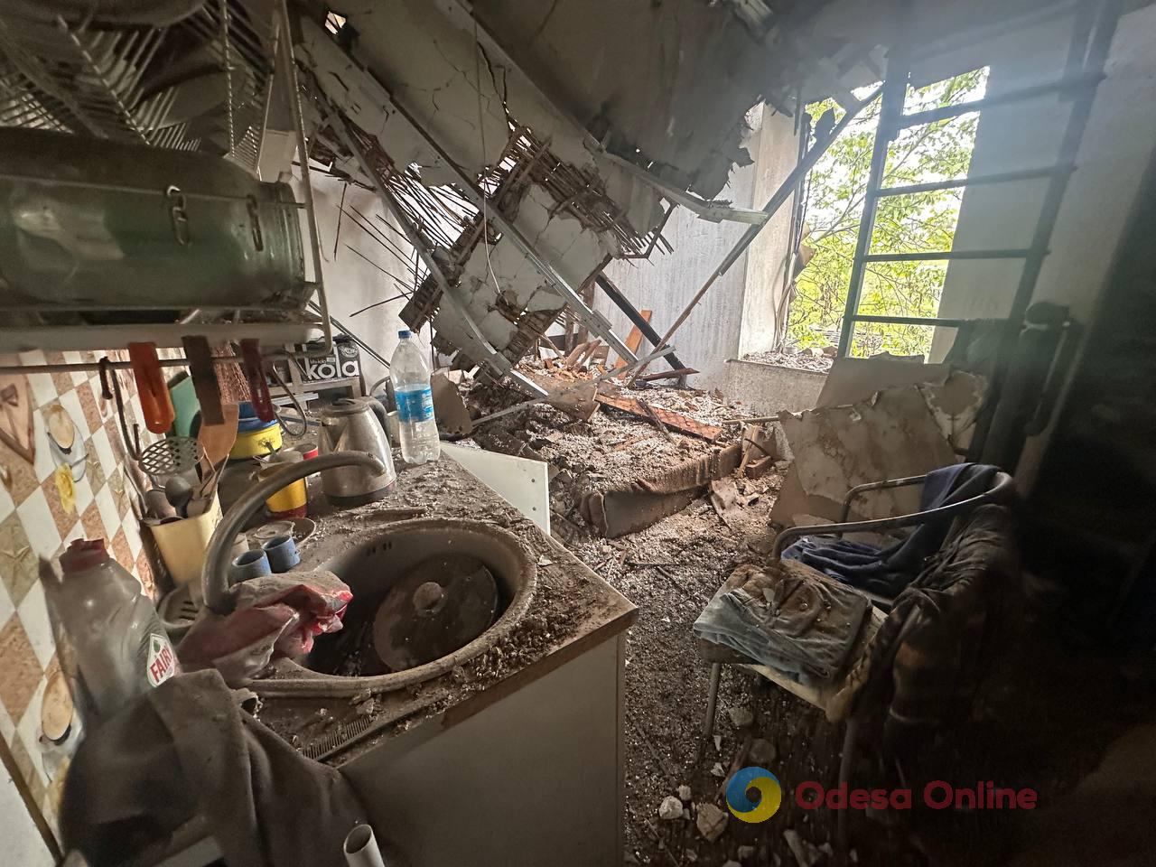 Атака по Одессе в ночь на 18 мая: фото последствий и рассказы местных жителей Атака по Одессе в ночь на 18 мая: фото последствий и рассказы местных жителей