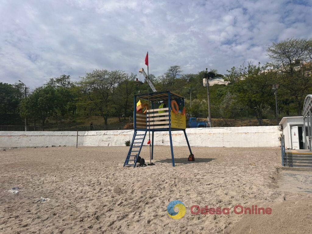 Підготовка пляжів до літа: в Одесі обстежують дно моря та розгортають нові укриття Подготовка пляжей к лету: в Одессе обследуют дно моря и разворачивают новые укрытия