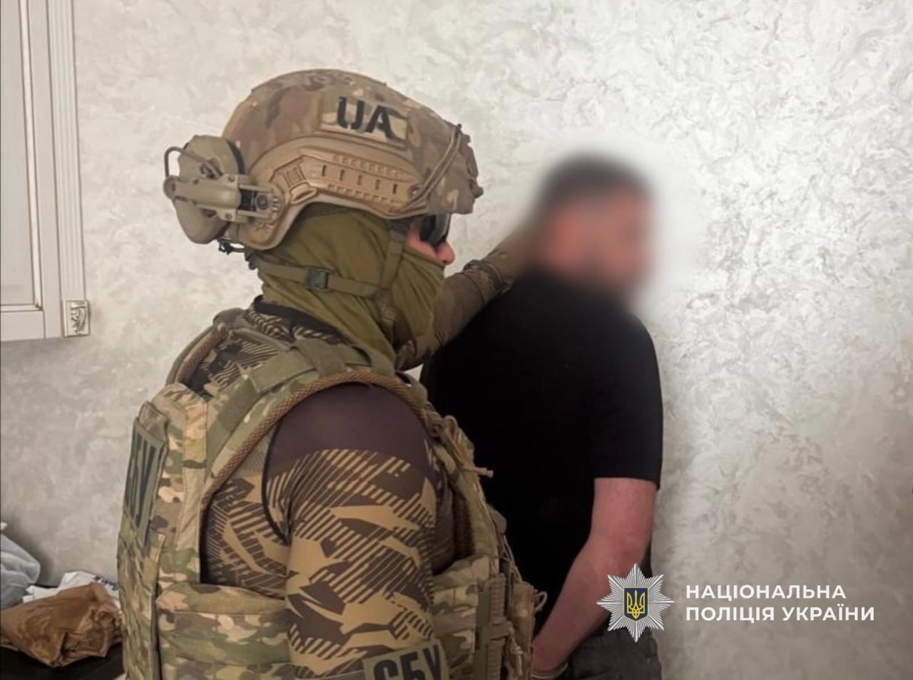 Блокував будівництво ВЕС заради 35 тисяч доларів: на Одещині затримали голову міськради Блокував будівництво ВЕС заради 35 тисяч доларів: на Одещині затримали голову міськради
