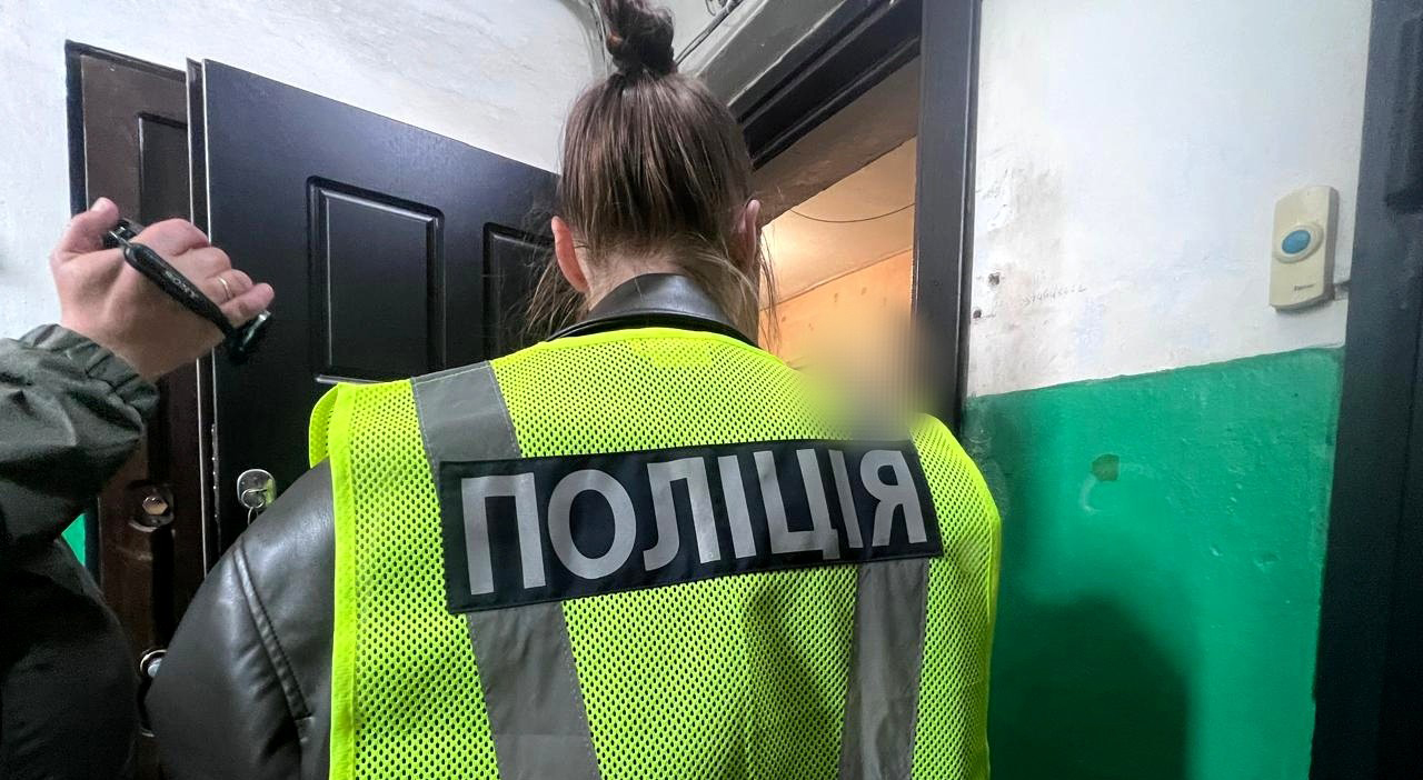 В Одесі затримали жінку, яка торгувала наркотиками і психотропами з дому