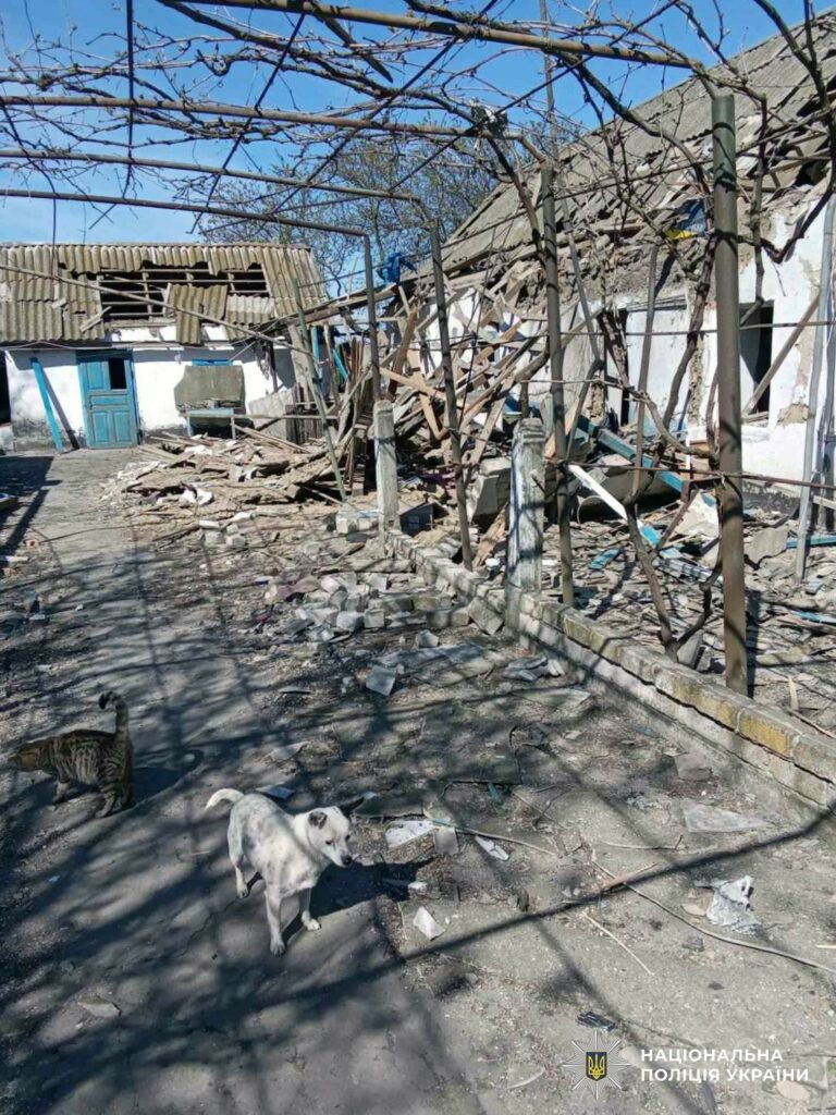 На Херсонщині внаслідок ворожих обстрілів одна людина загинула та 12 поранені На Херсонщині внаслідок ворожих обстрілів одна людина загинула та 12 поранені
