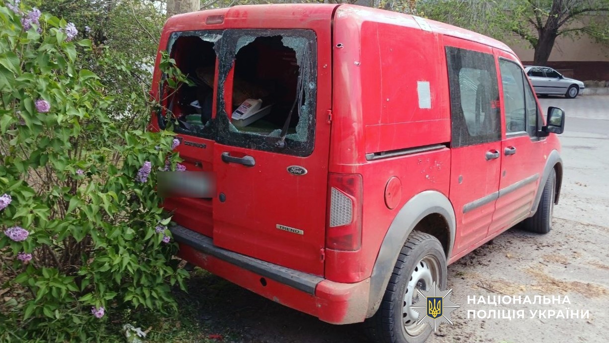 На Херсонщині внаслідок ворожих обстрілів одна людина загинула та 12 поранені На Херсонщині внаслідок ворожих обстрілів одна людина загинула та 12 поранені