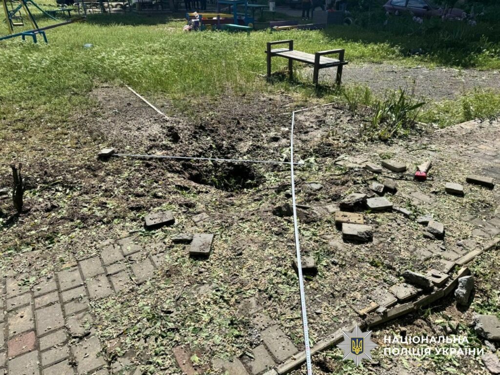 Российские атаки в Херсонской области ранили восемь человек Российские атаки в Херсонской области ранили восемь человек