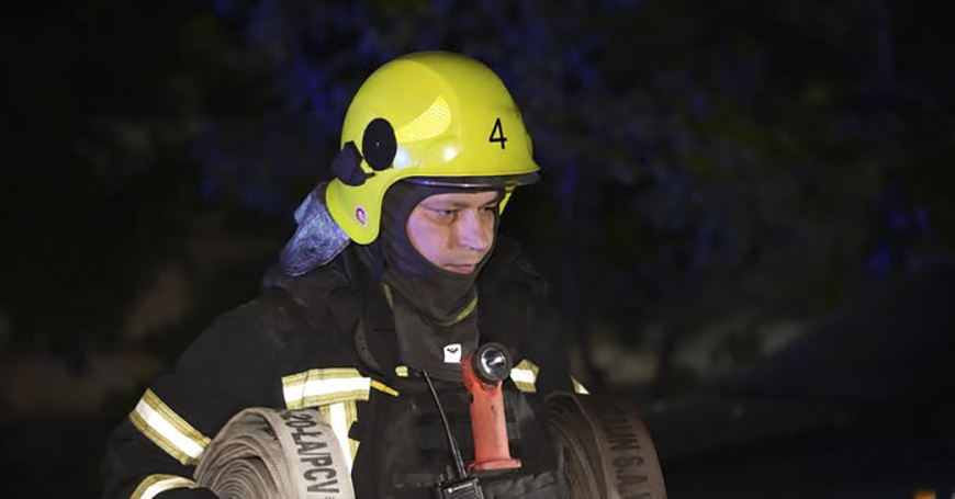 В Київському районі Одеси під час руху загорівся автобус В Київському районі Одеси під час руху загорівся автобус
