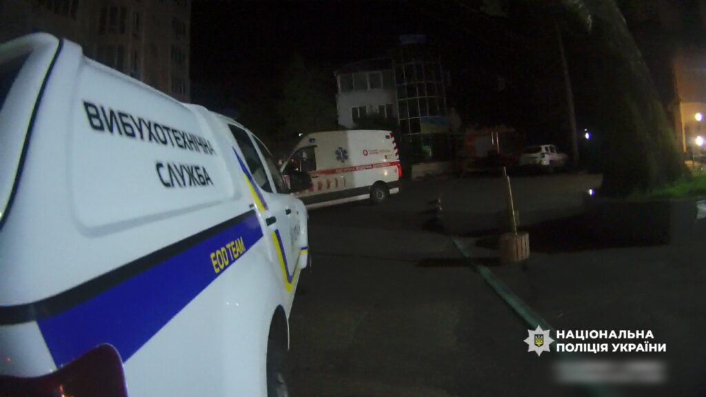 Російський дрон залетів у квартиру одеського ЖК: бойова частина не вибухнула Российский дрон залетел в квартиру одесского ЖК: боевая часть не взорвалась