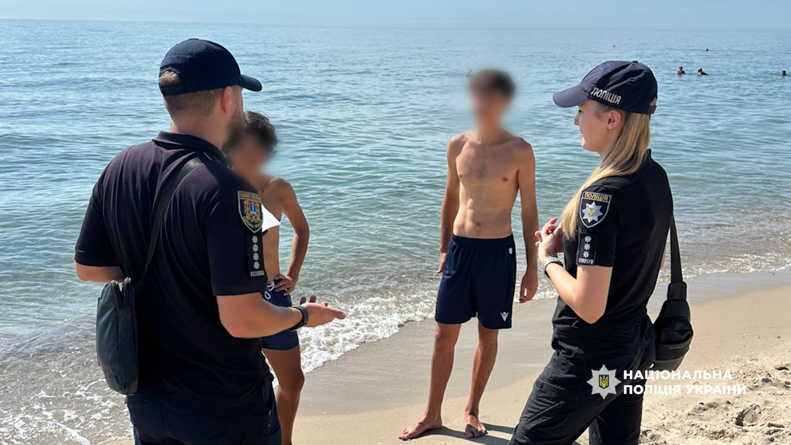 Полицейские Одесской области проводят профилактические рейды на пляжах Полицейские Одесской области проводят профилактические рейды на пляжах