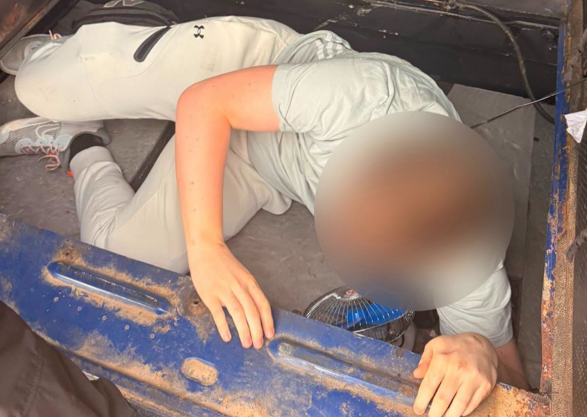 Прятал пассажира под полом авто: в Одесской области разоблачили организатора нелегального трансфера Прятал пассажира под полом авто: в Одесской области разоблачили организатора нелегального трансфера