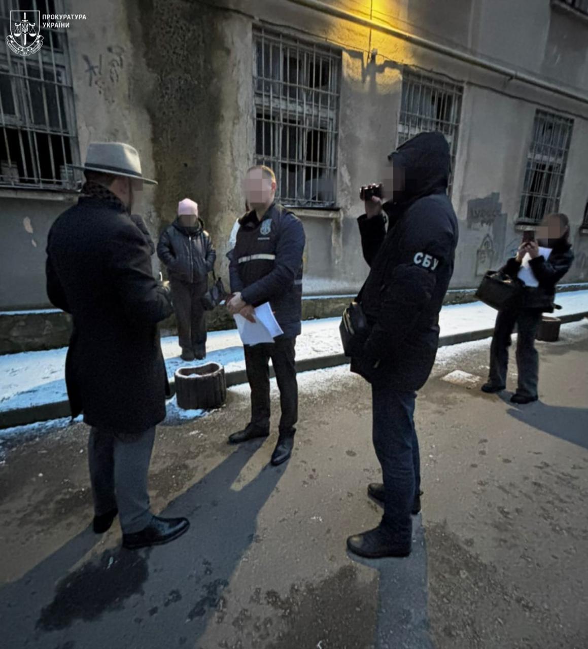 В Одессе передали в суд дело о присвоении 20 миллионов гривен на светофорах В Одессе передали в суд дело о присвоении 20 миллионов гривен на светофорах